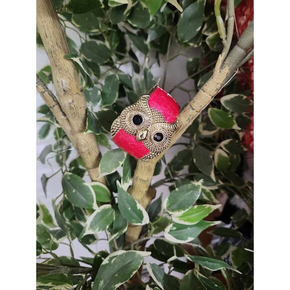 Fashion Cute Enamel Owl Bangle Fold-Over Bracelet / Red - Picture 2 of 7